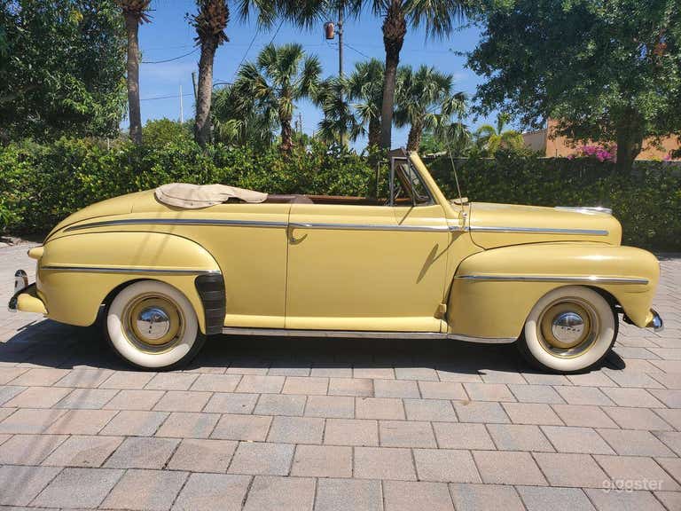  A Beautiful Yellow 1948 Ford Deluxe Convertible 
