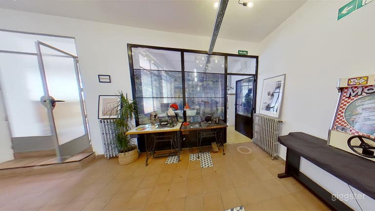  Cómoda área de Coworking con perfecta conexión de Wifi 