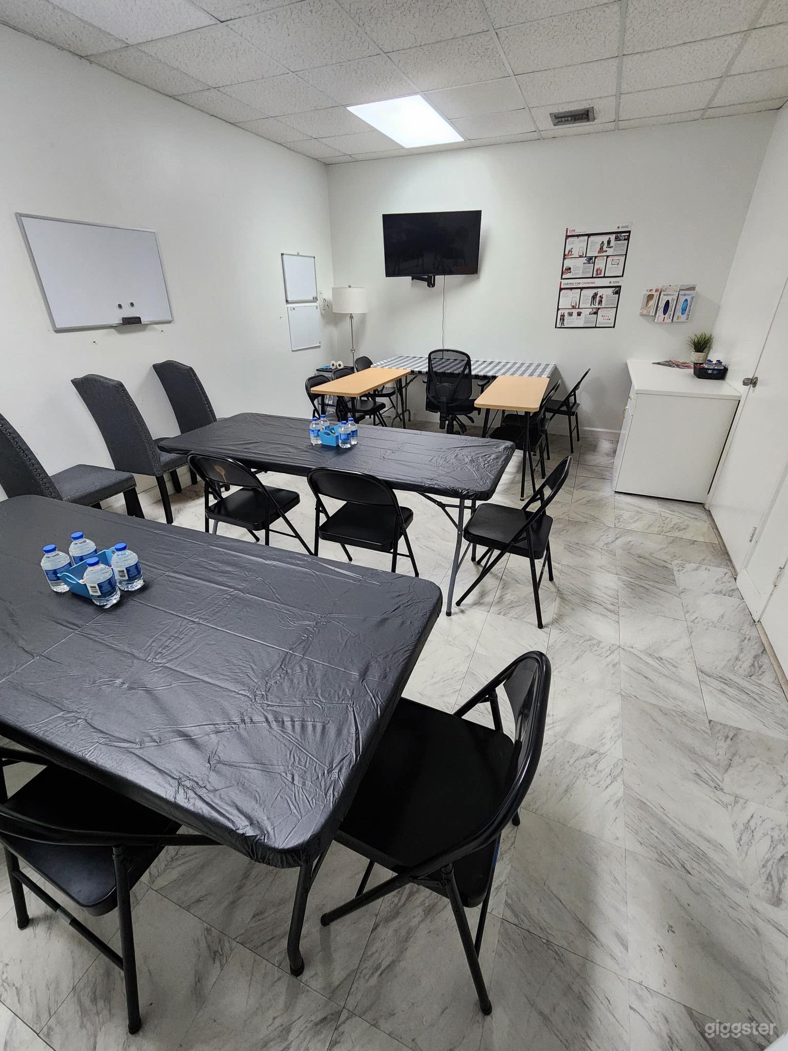 Classroom-Meeting-Event Space Photo 1