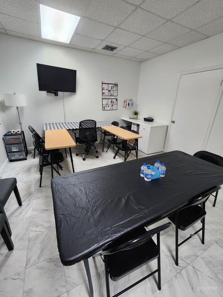  Classroom-Meeting-Event Space 