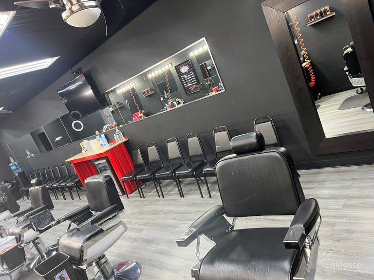  Modern BARBER SHOP 