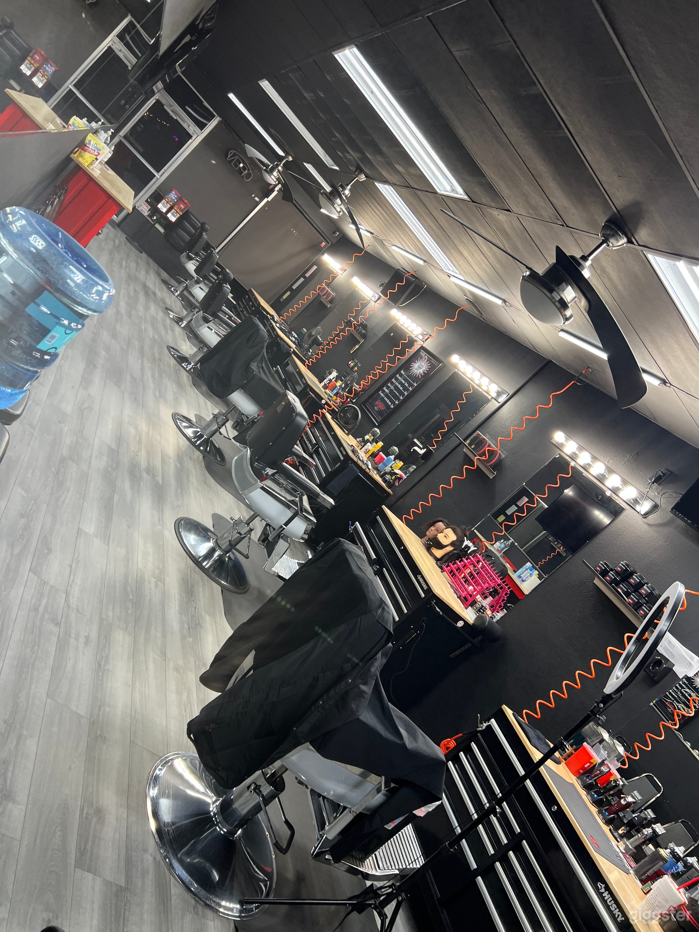 Modern BARBER SHOP Photo 4