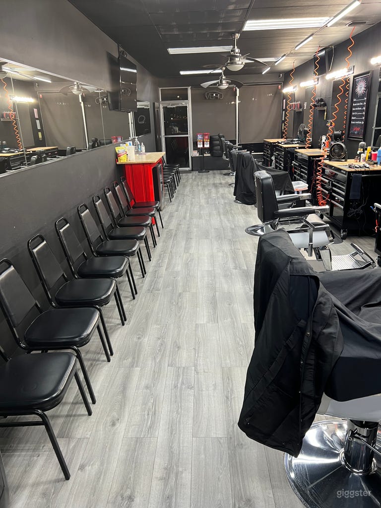  Modern BARBER SHOP 