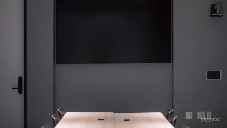  Meeting Room for 4-6 People in Adelaide's Boutique Office Space 