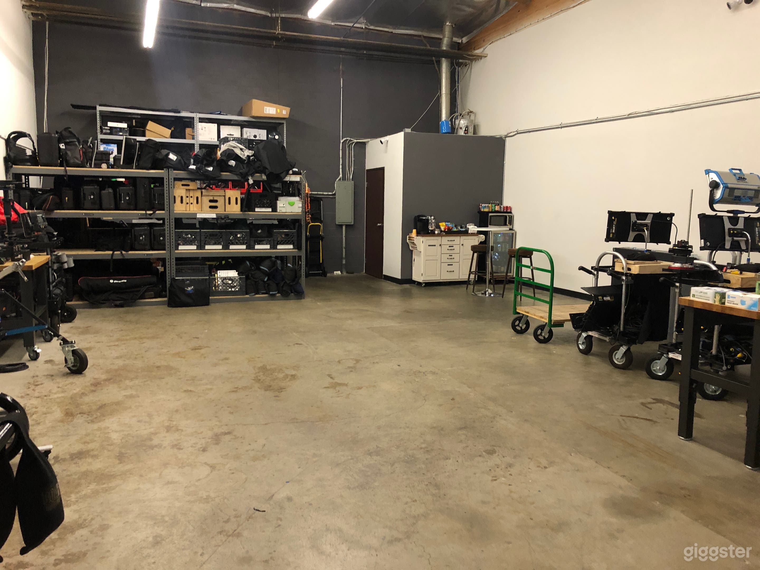 This is the warehouse area. Most of the equipment can be moved around. And we can place backdrops as needed.