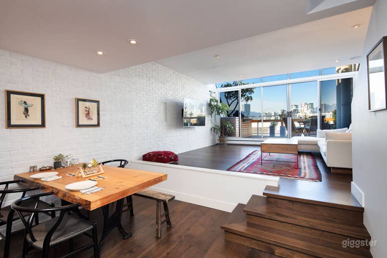  Bright Luxury Townhome W Mtn City Views 