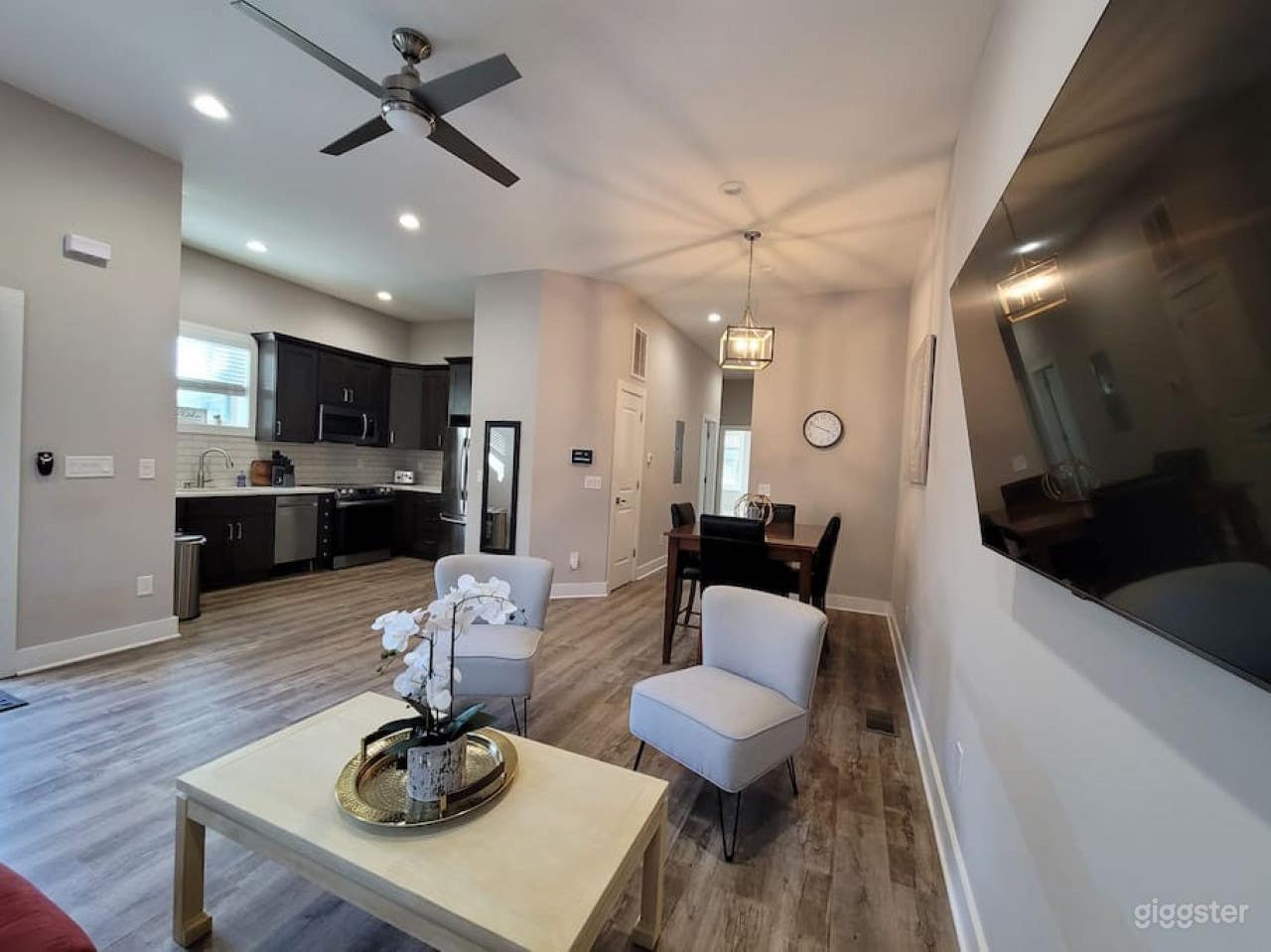 Private Condo near Piedmont Photo 2