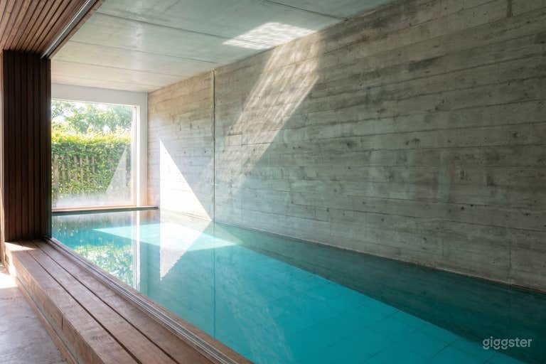 Casa arquitectónica con piscina cubierta de 12m y sauna en Zona 2 