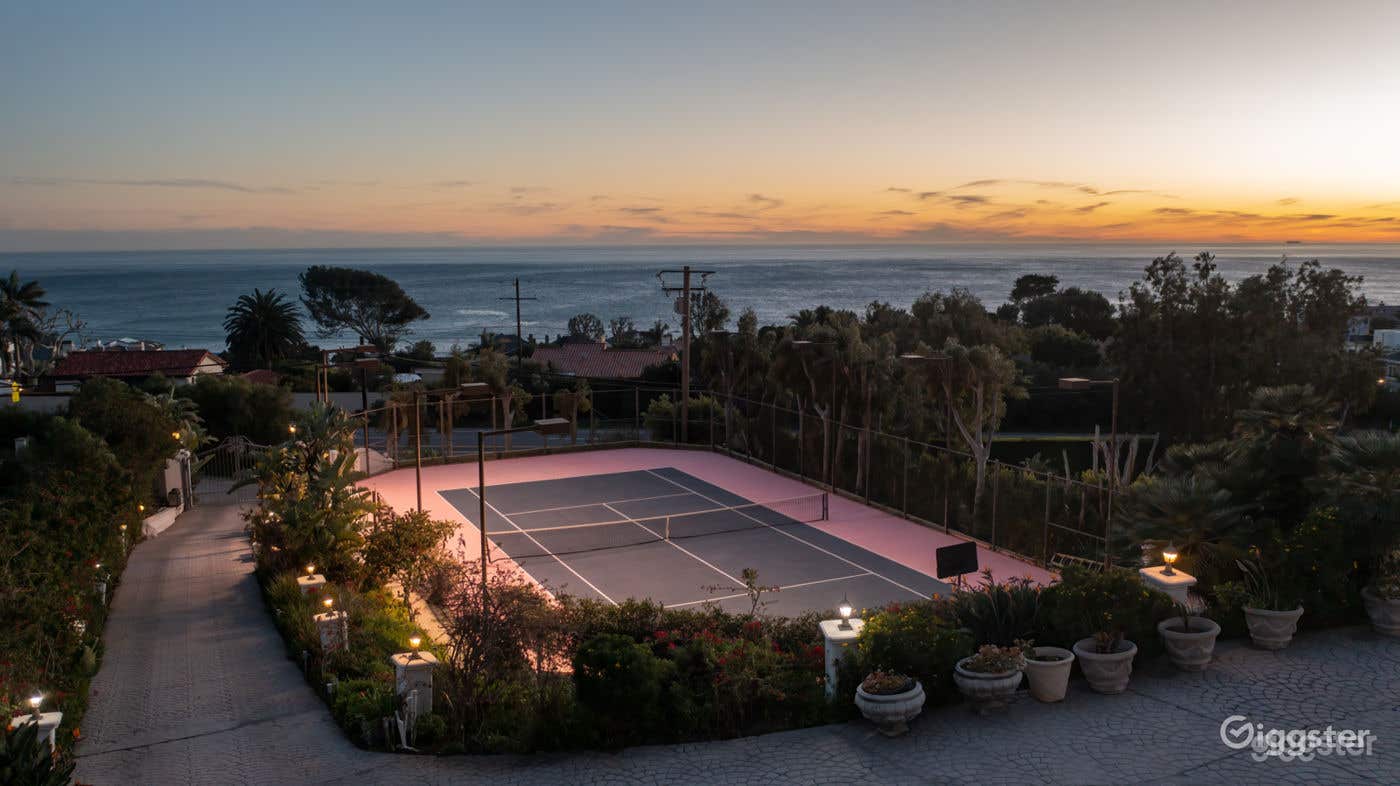 Malibu Bliss Tennis Court Photo 4
