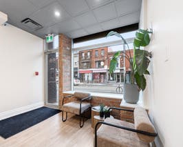  Elegant Modern Office for Shoots & Meetings 