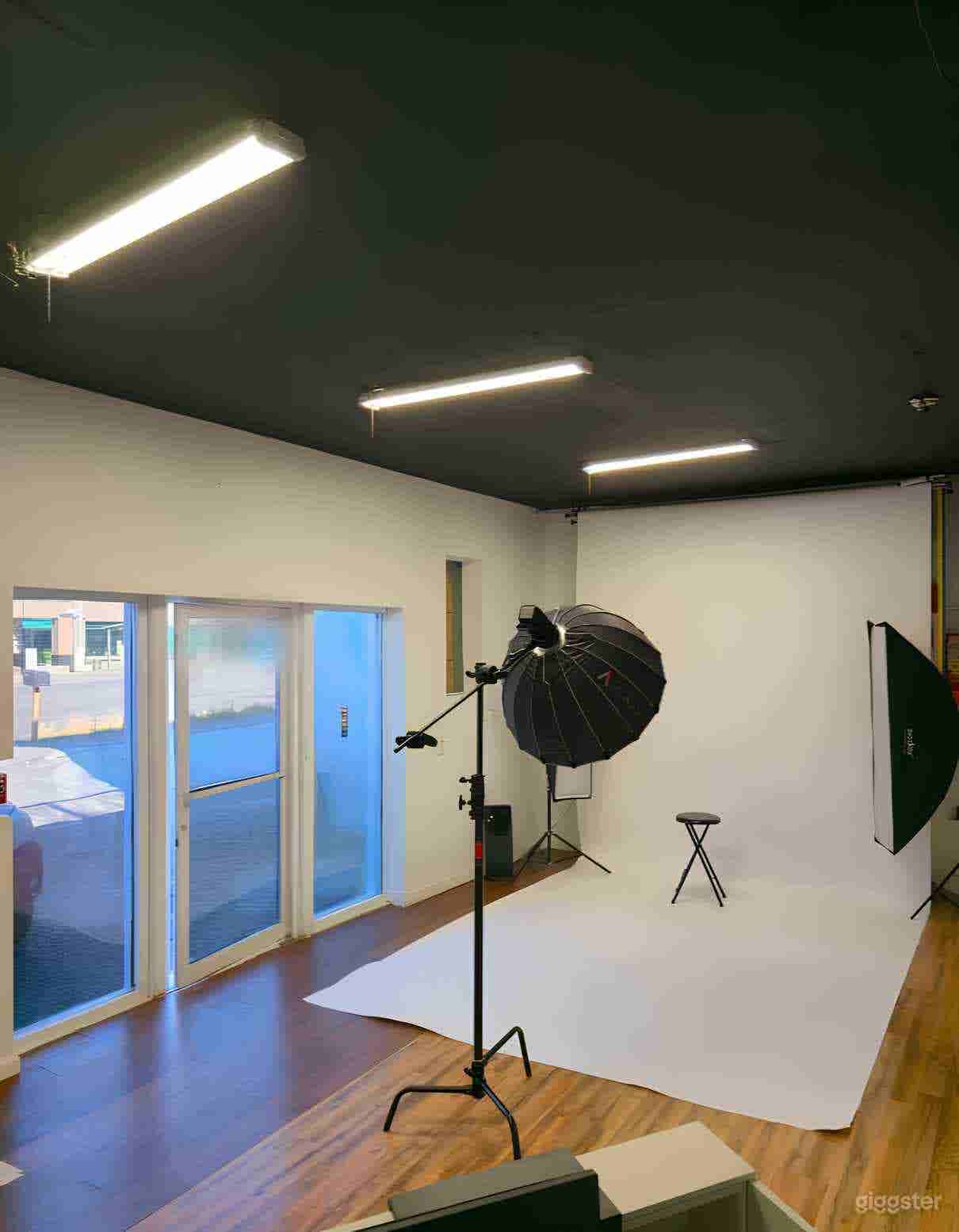 Photo Studio in Tukwila, WA Photo 1