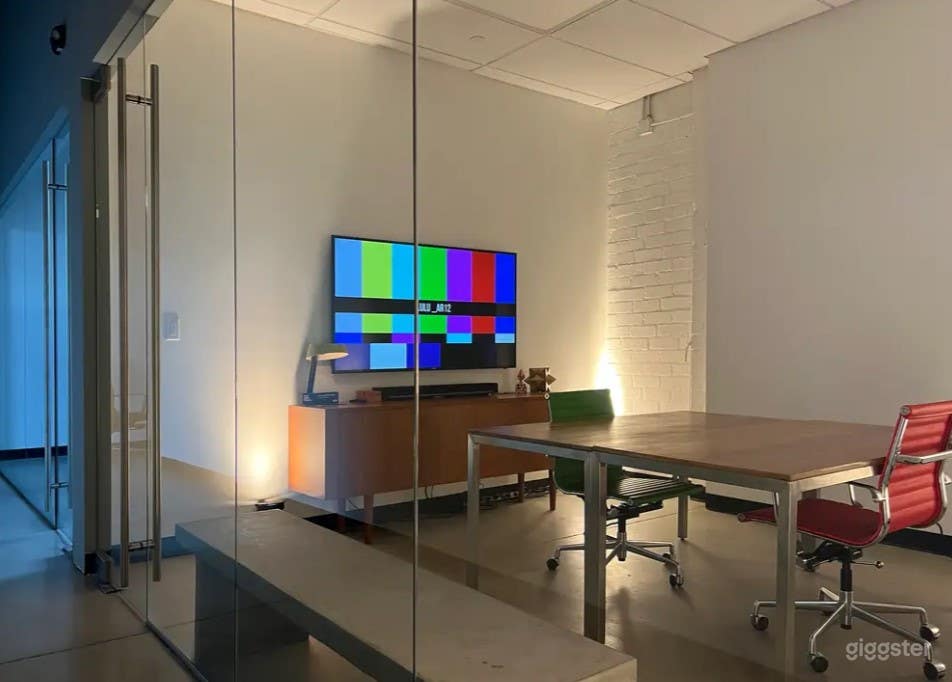 Classy Productions Offices Photo 3