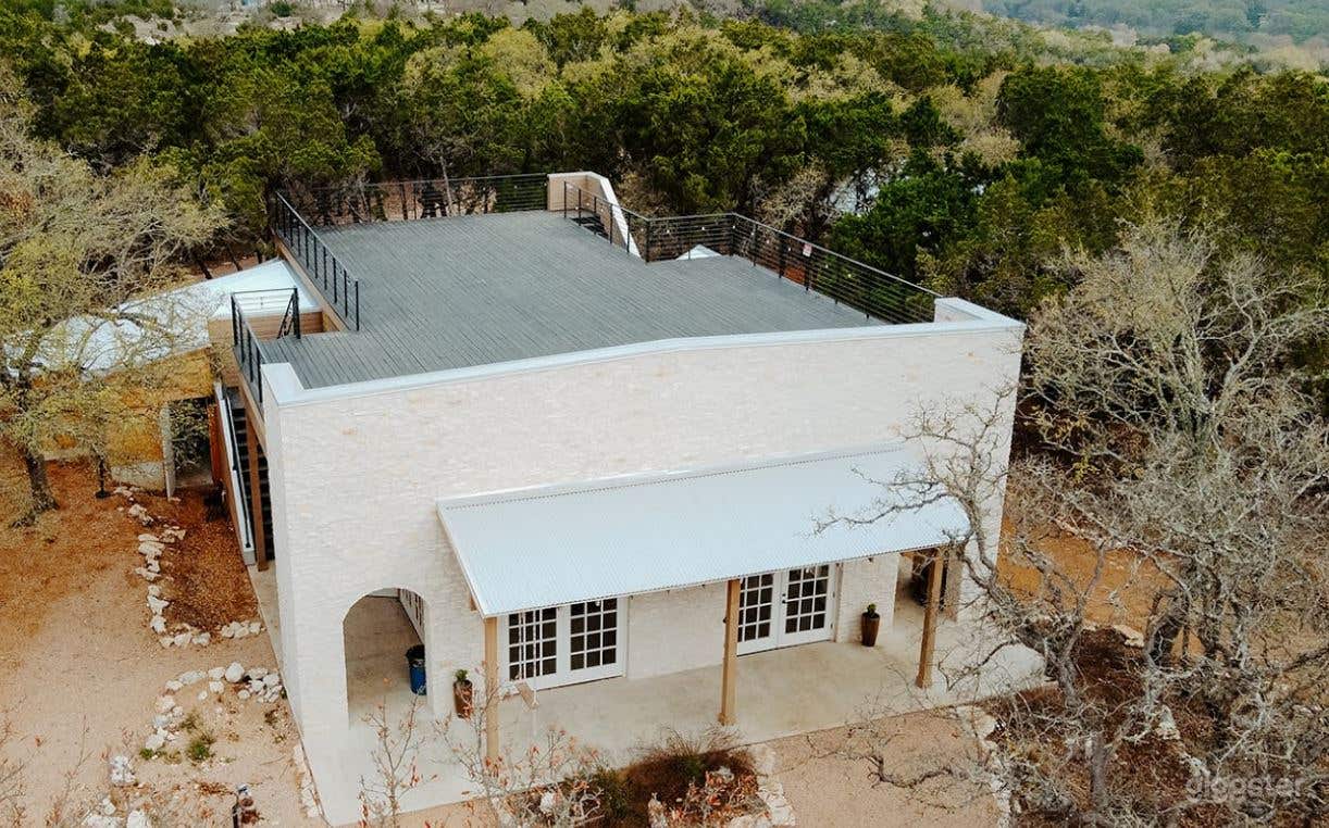 Weddings, Events,&amp; Glamping Venue in  Dripping Springs Photo 3