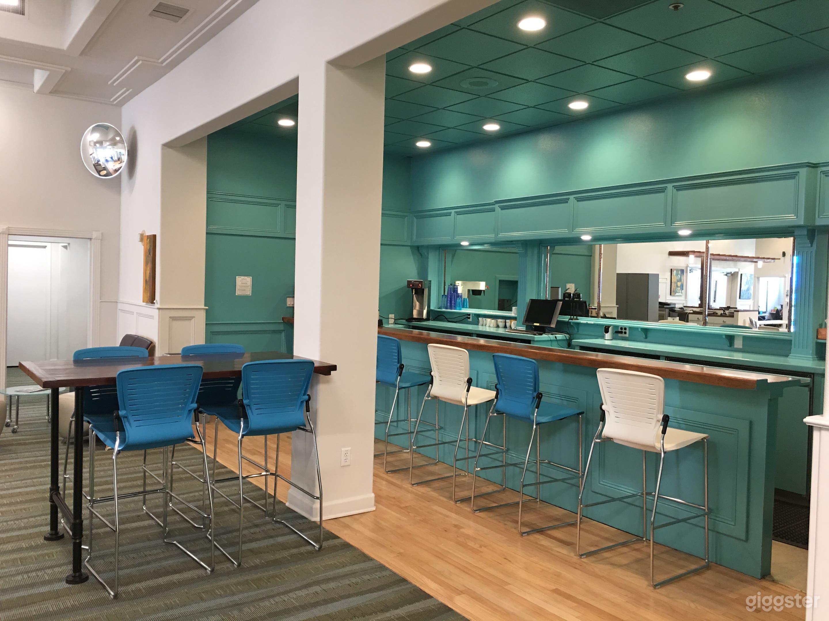 Small Conference Room in Sunnyvale Photo 2