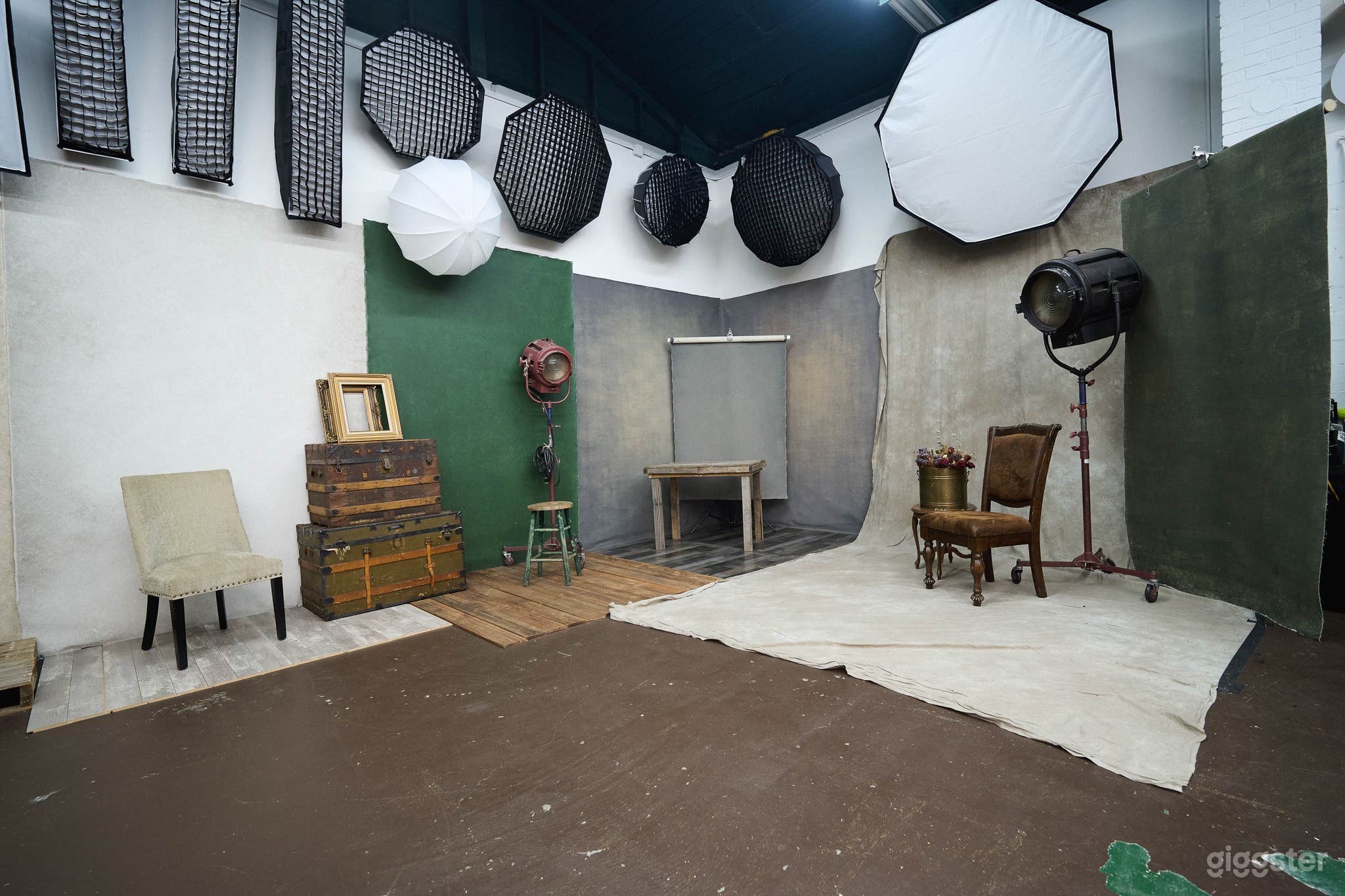 Equipped Studio in Marysville Photo 1