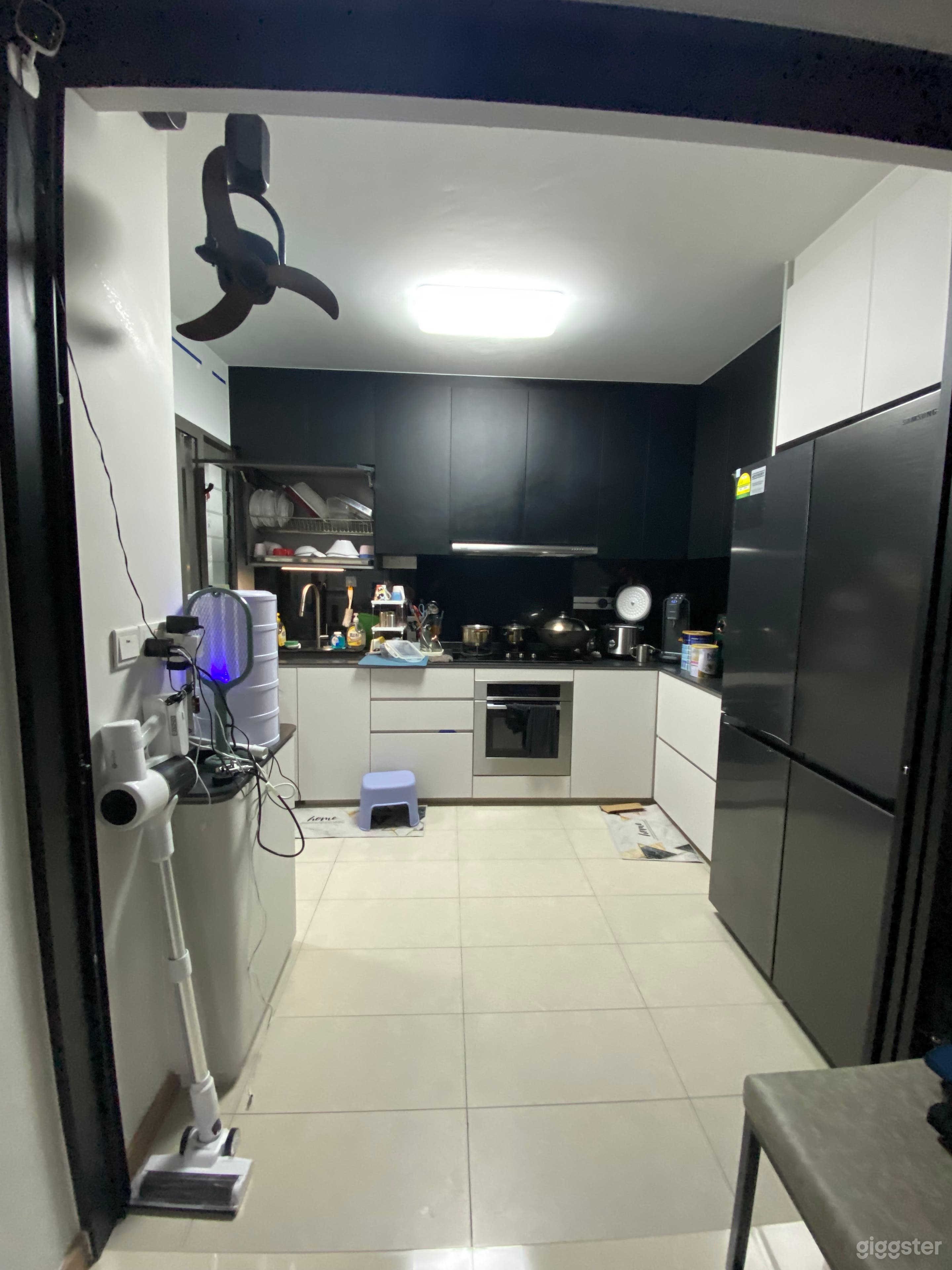 Modern HDB 4 room @ Fernvale Photo 2