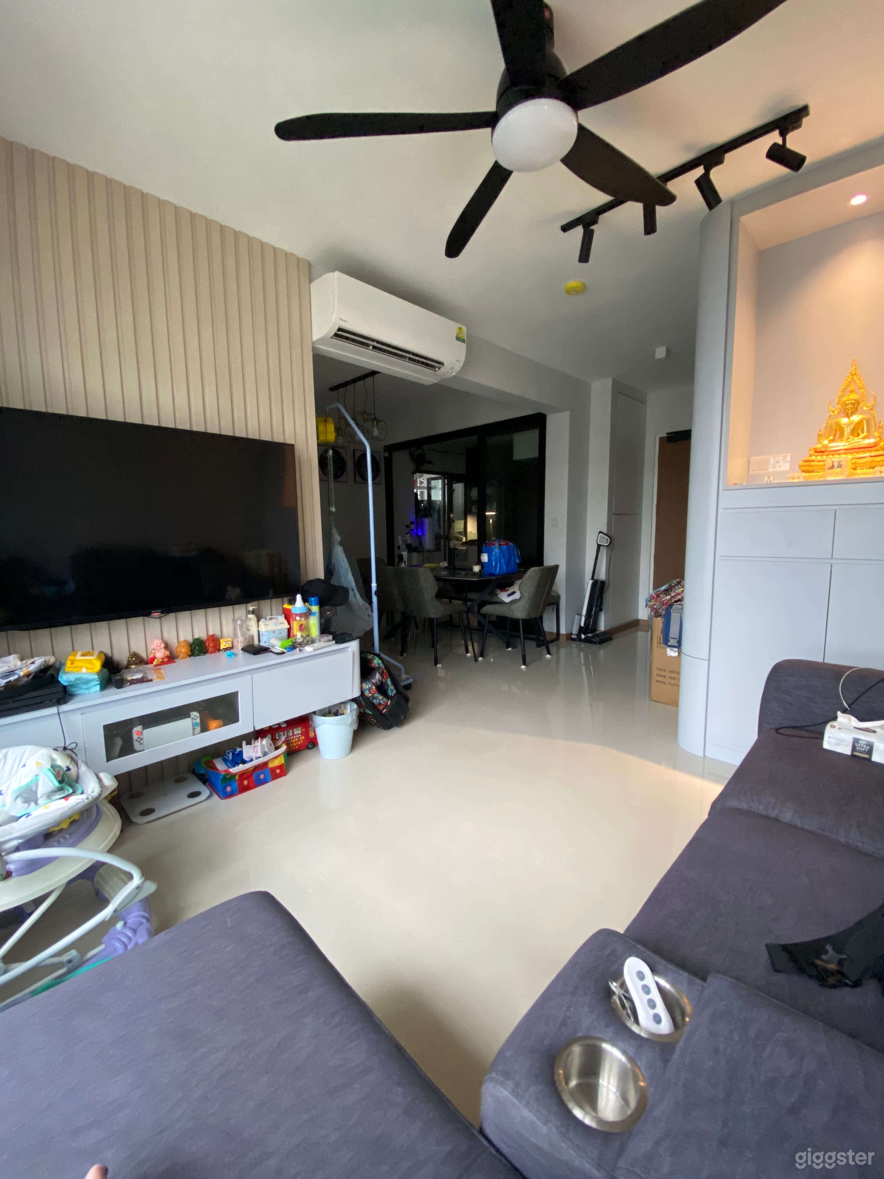 Modern HDB 4 room @ Fernvale Photo 3