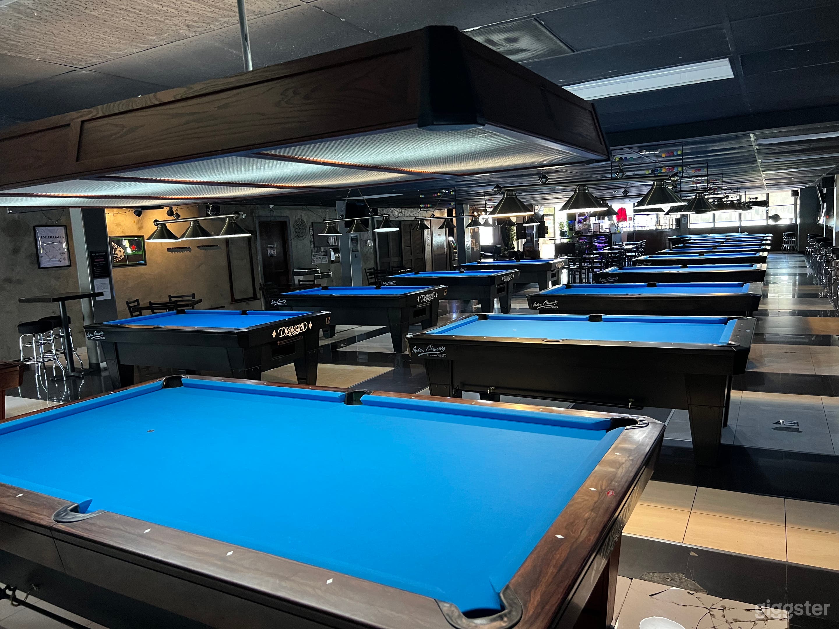 Miami Pool Hall &amp; Lounge Bar Photo 3