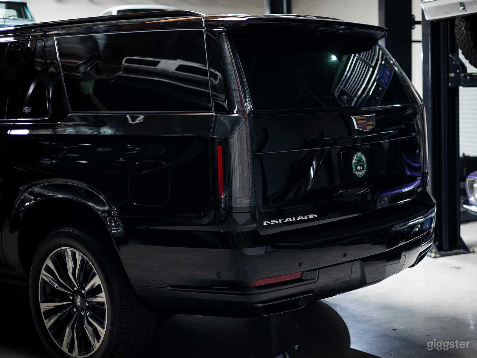 2025 Cadillac Escalade ESV Photo 3