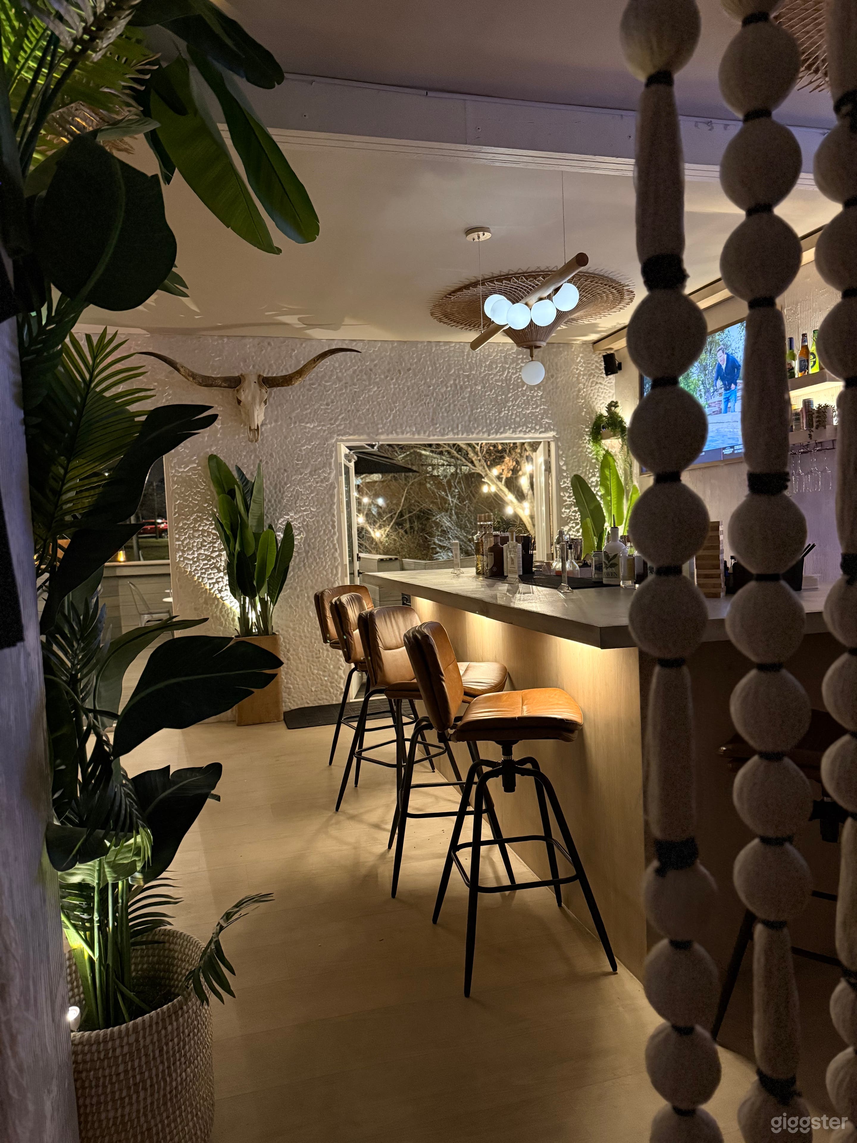 Modern, Desert, Earthy Bar & Lounge Crieve Hall S. Nashville Photo 2