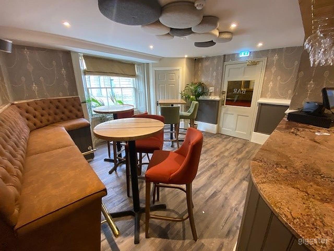 Award Winning Restaurant in Devizes Photo 2