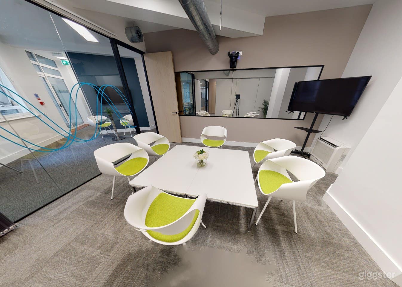 Studio 5 - Meeting Room / Viewing Facility Photo 1