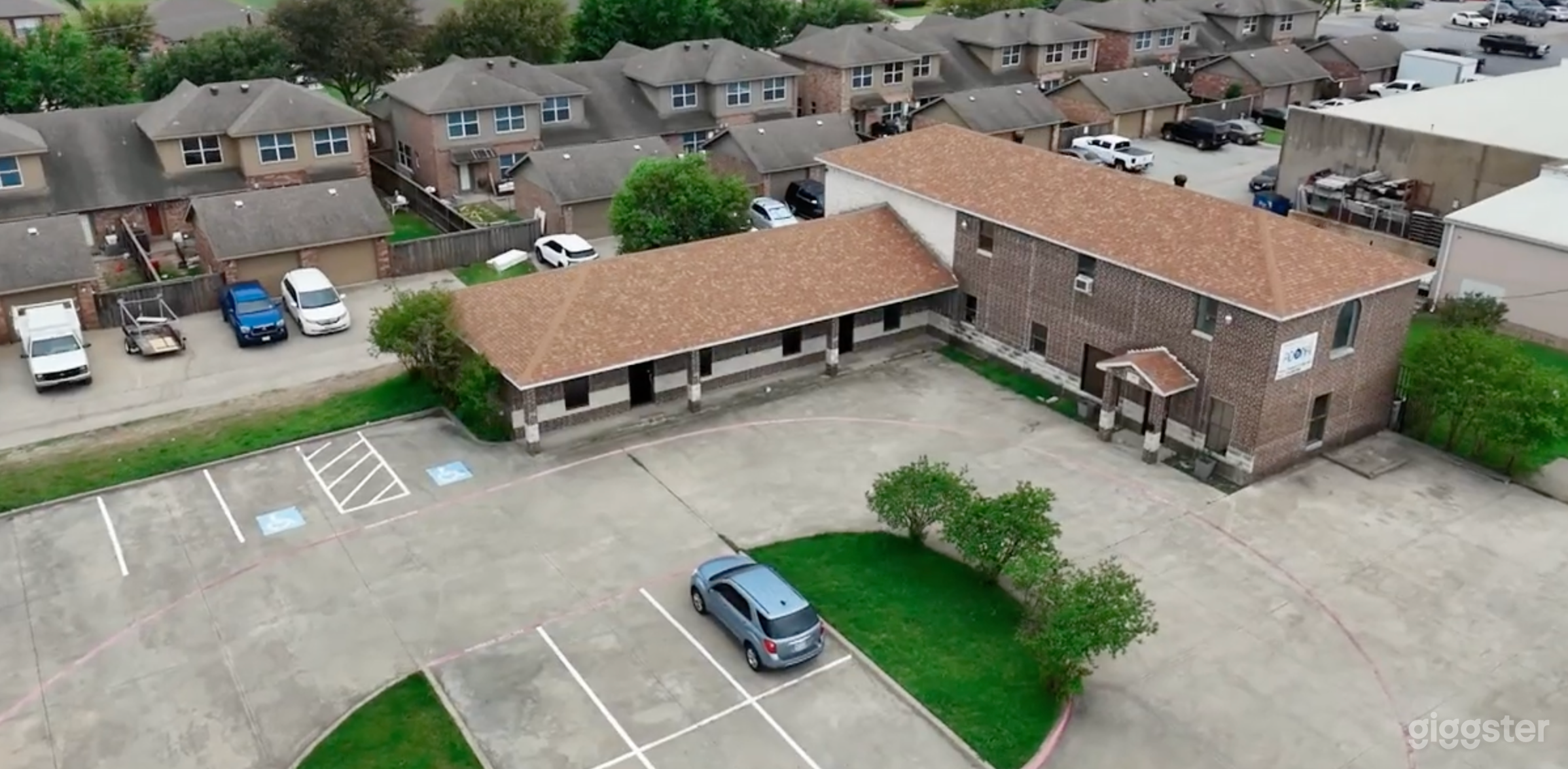 Spacious Two-Sanctuary Church with Private Parking Photo 2