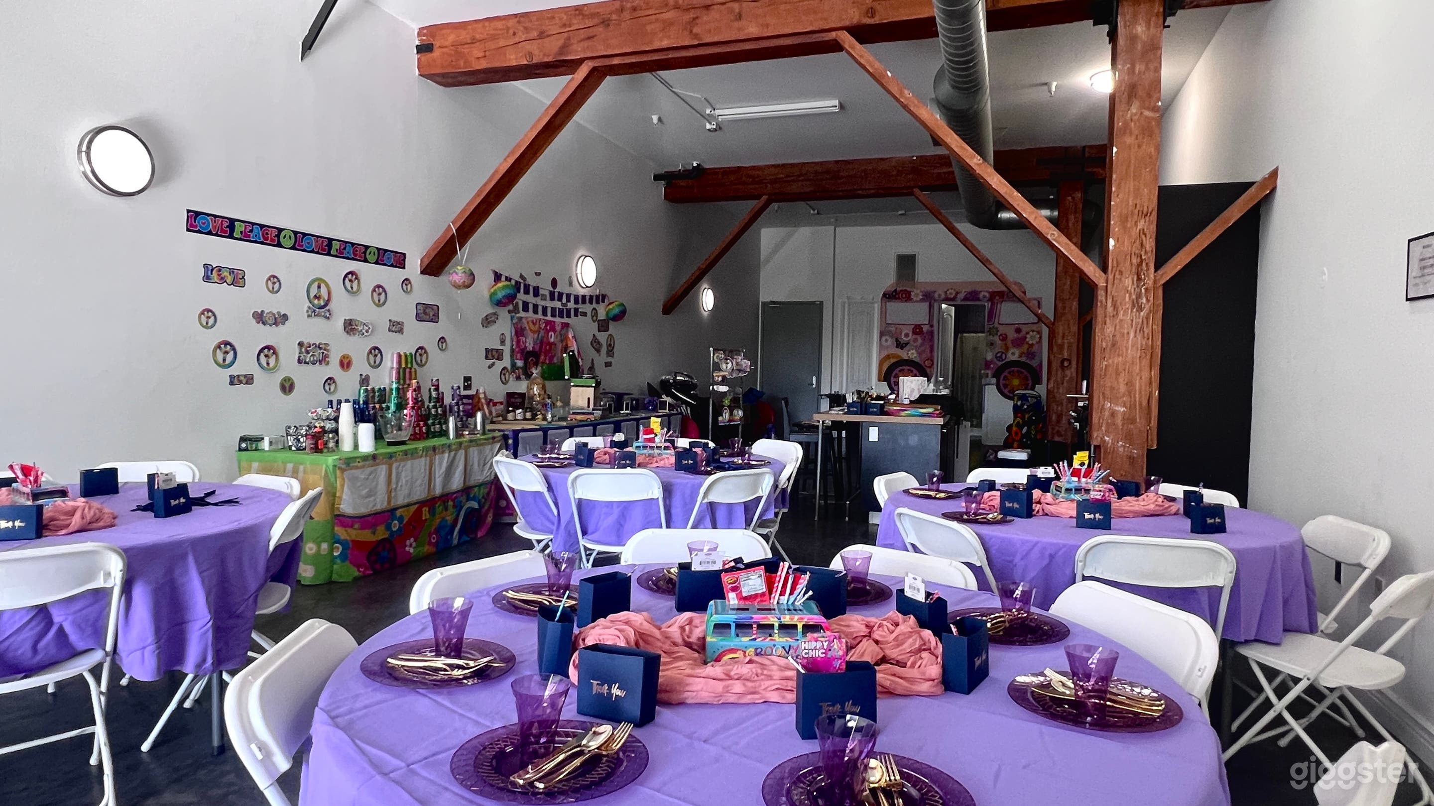 Creative Content Pop-Up Studio w/ Full Kitchen + Storefront Photo 1