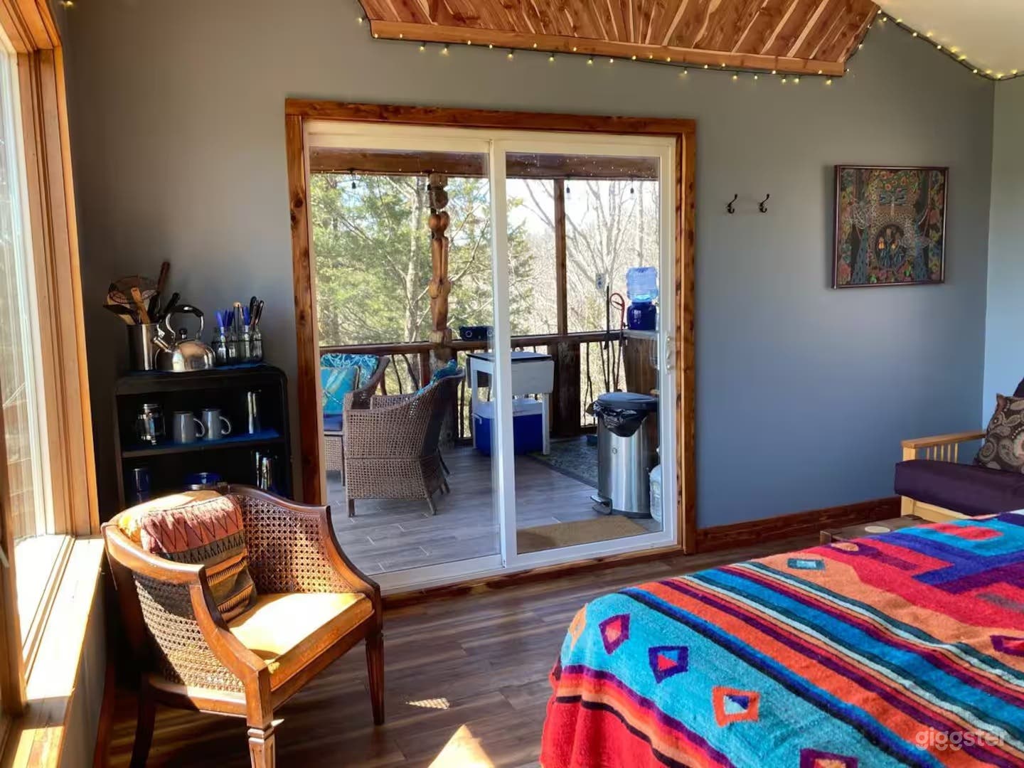 Moonrise Cabin Photo 3