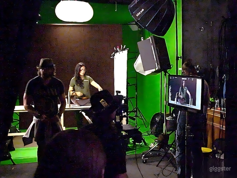  Pre-Lit Sound-Proof Green Screen Studio in Sunland 