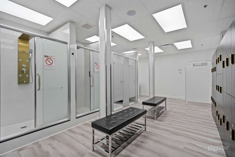  Large Open Space Yoga Studio 