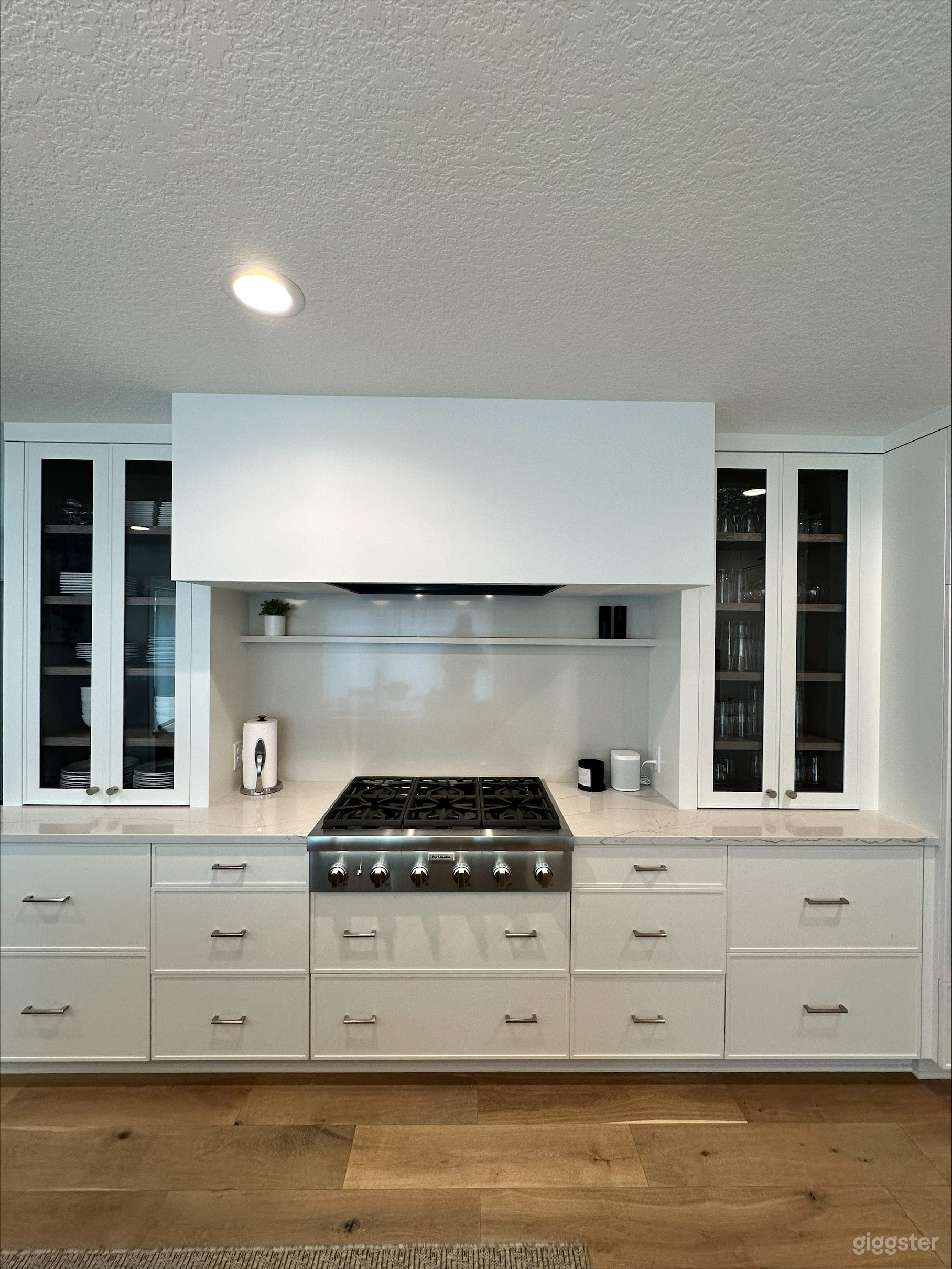 Cooktop and range close up