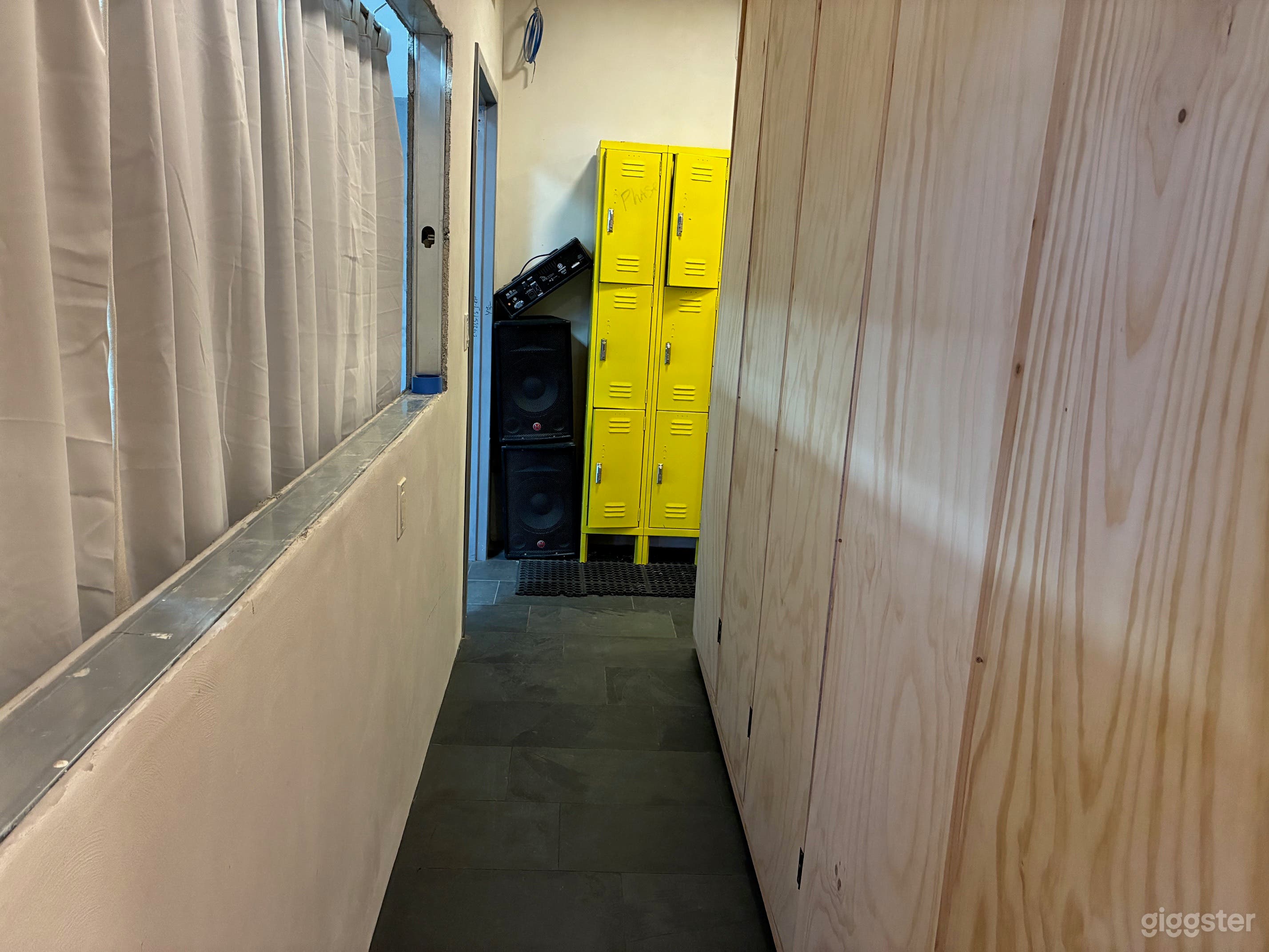 Beach Holding Photo 3