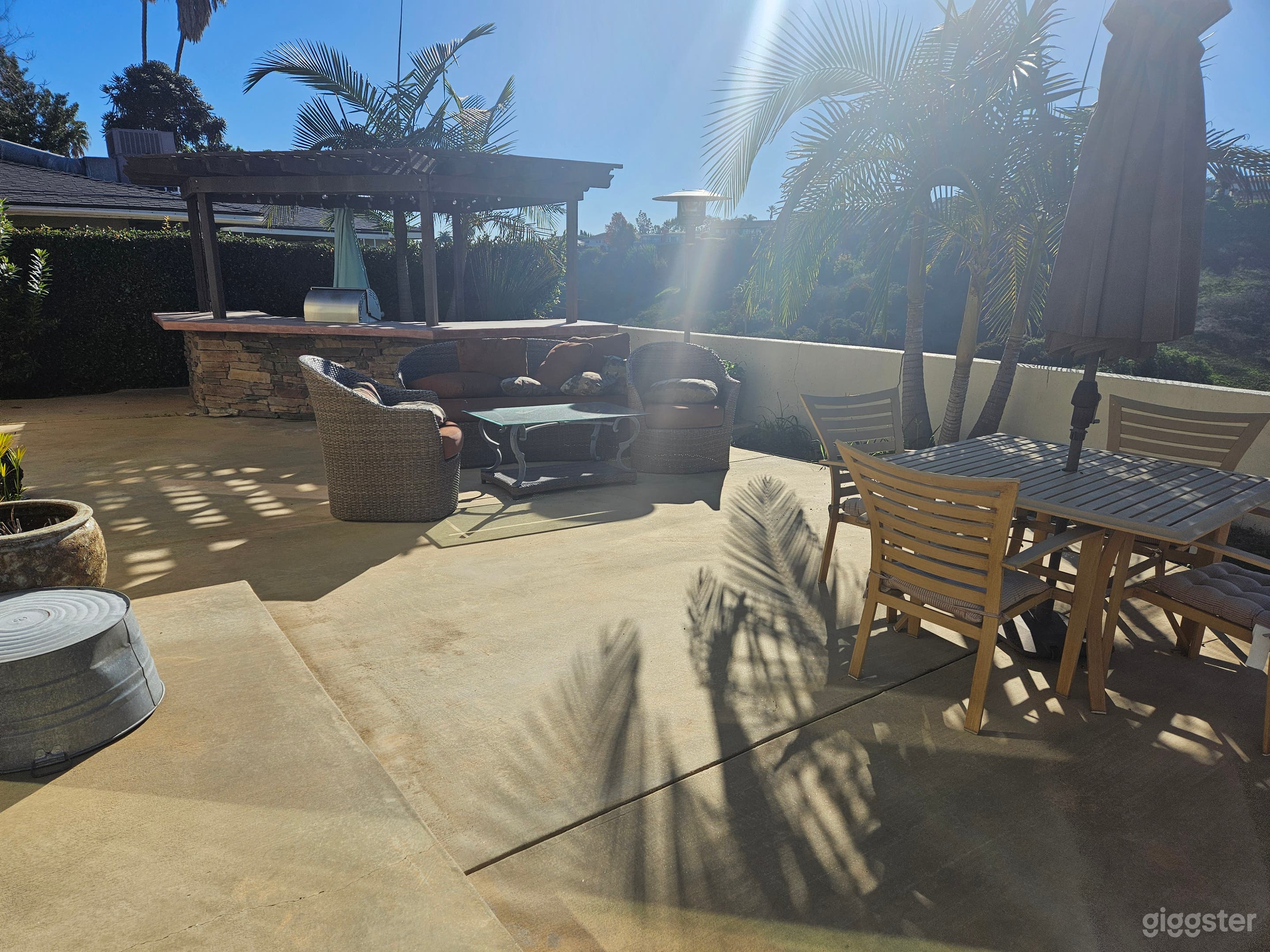 Hillside Terrace Backyard Photo 3