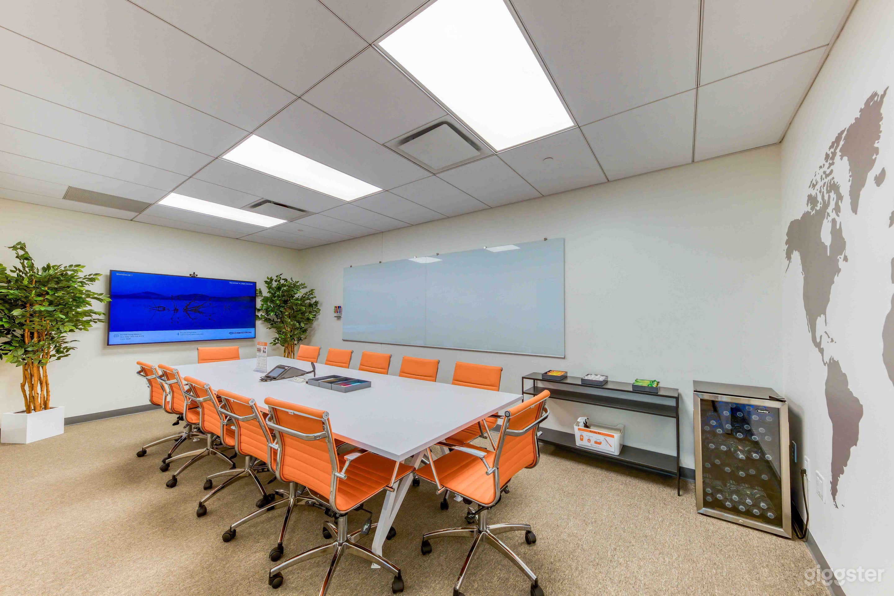 Modern Office Space in Jersey City Photo 1