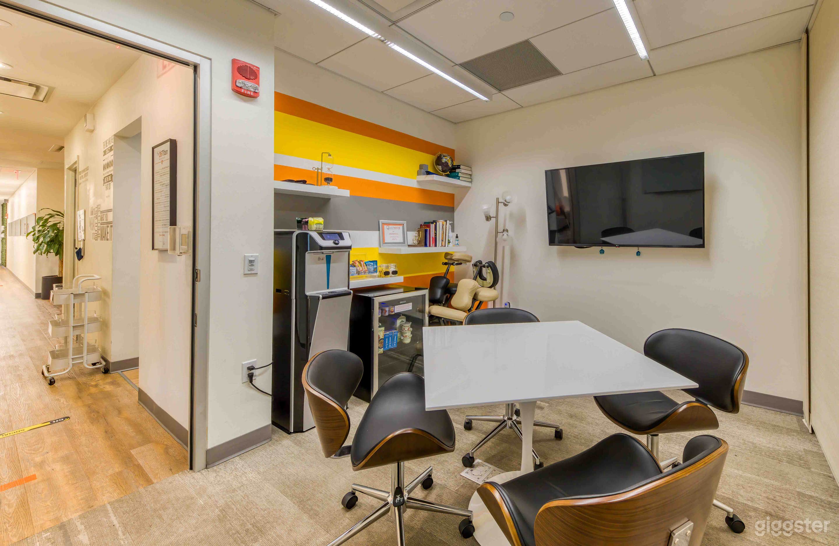 Modern Office Space in Jersey City Photo 4