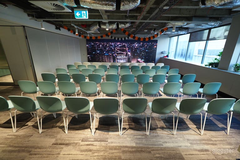  Spazio Eventi con grande schermo LED a Sydney 