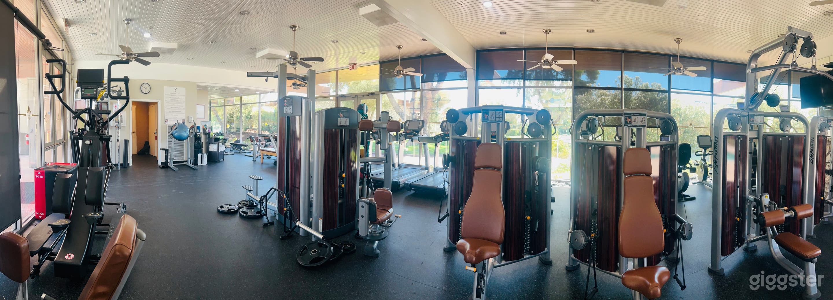 Private Fitness Center Overlooking Beautiful Golf Course Photo 4