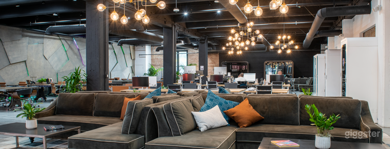  Mini Meeting Room 108 