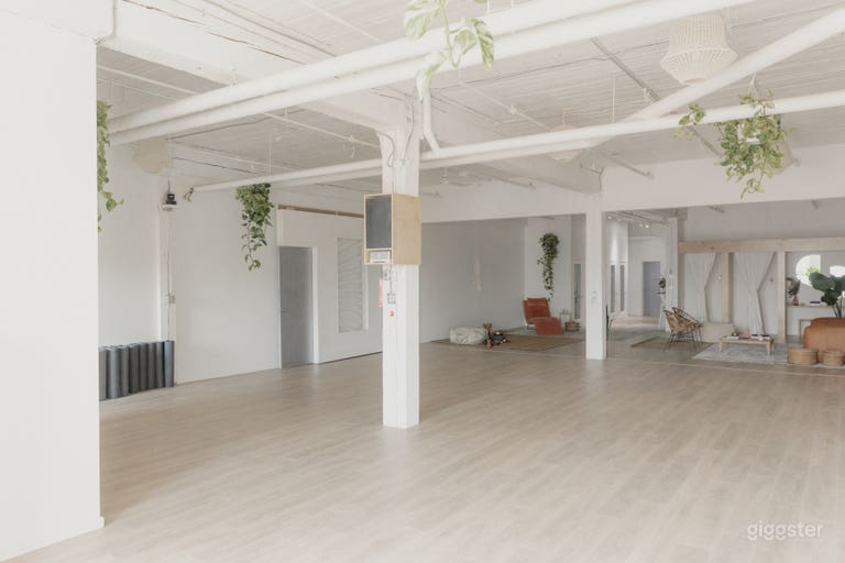  1,400sqr/ft - Open Studio/Yoga Space 