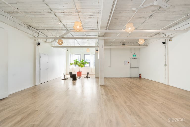 1.400 sqr/ft - Offenes Studio/Yoga-Bereich 