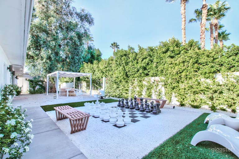  Chess board and rear dining area. 
