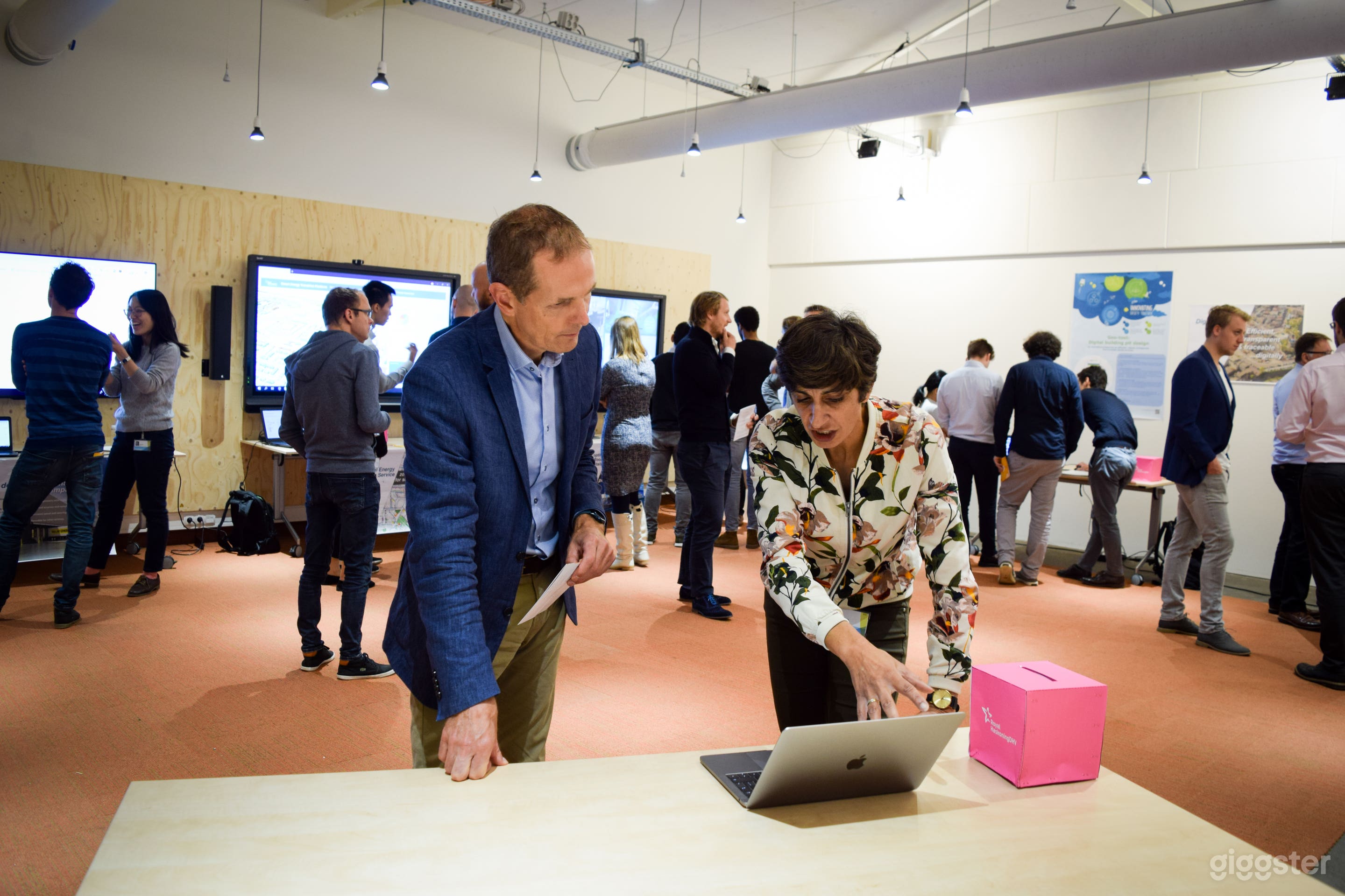 iRoom – 80 m² flexibele workshop- & vergaderruimte Foto 4