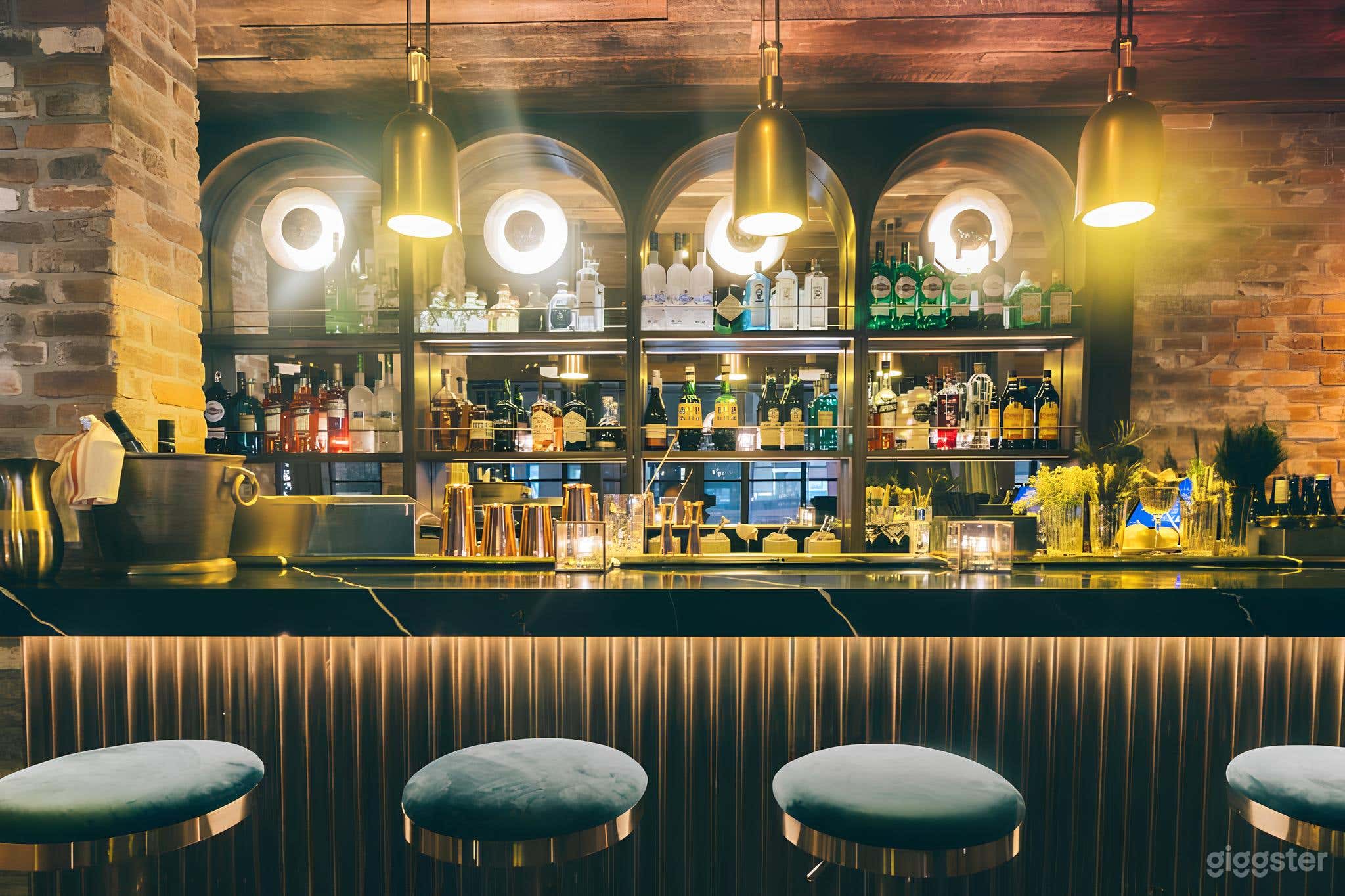 The Mezzanine with Beautiful Bar Area Photo 4