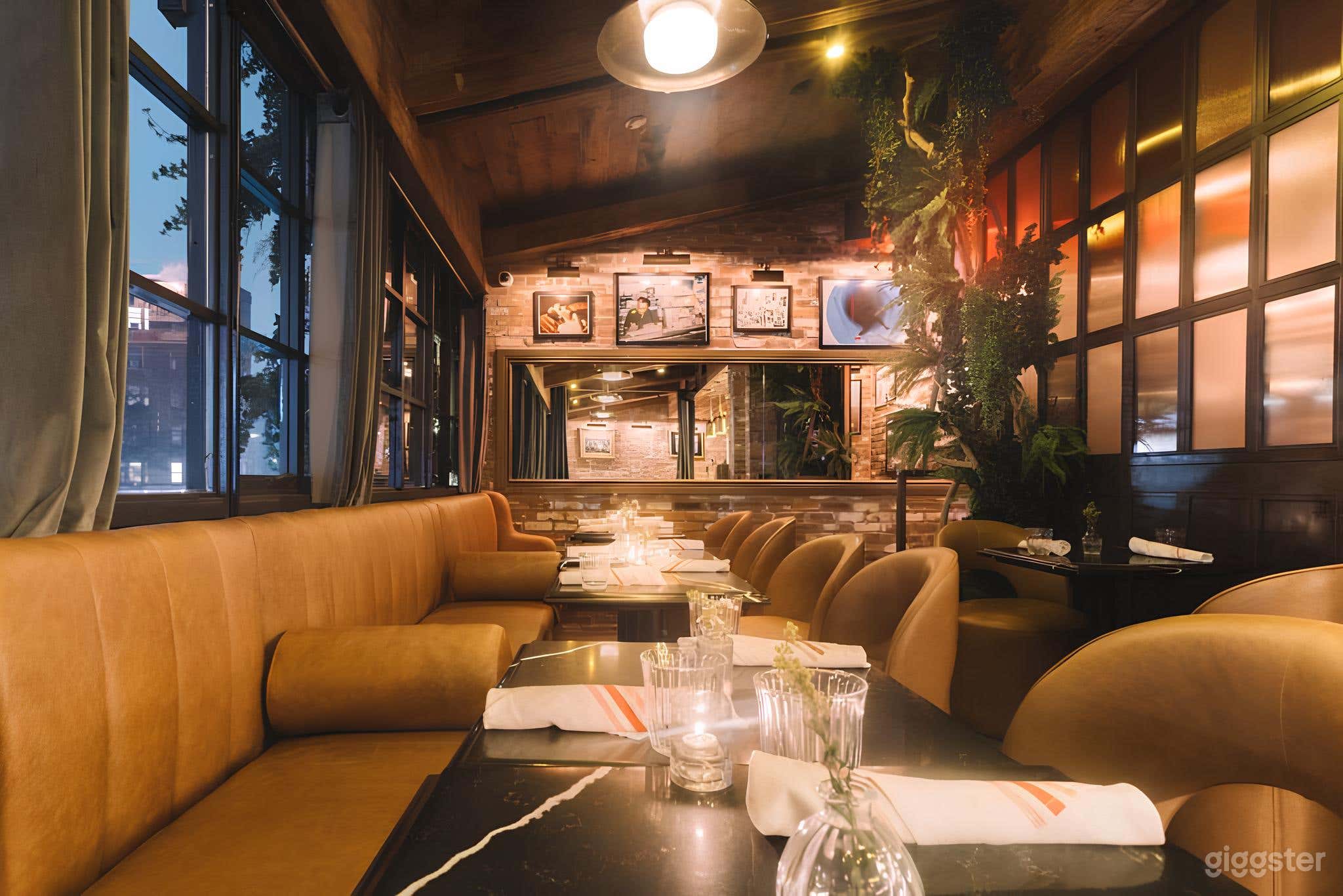 The Mezzanine with Beautiful Bar Area Photo 2