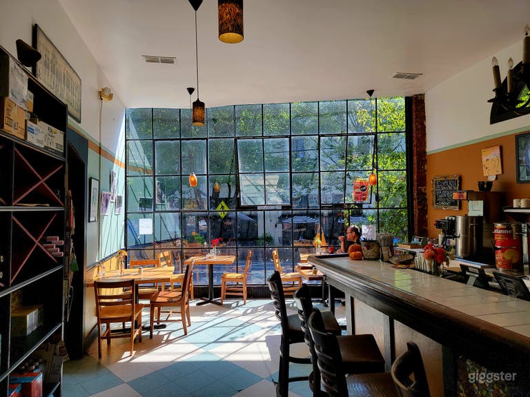  Grant Central Pizza & Pasta (Grant Park) 