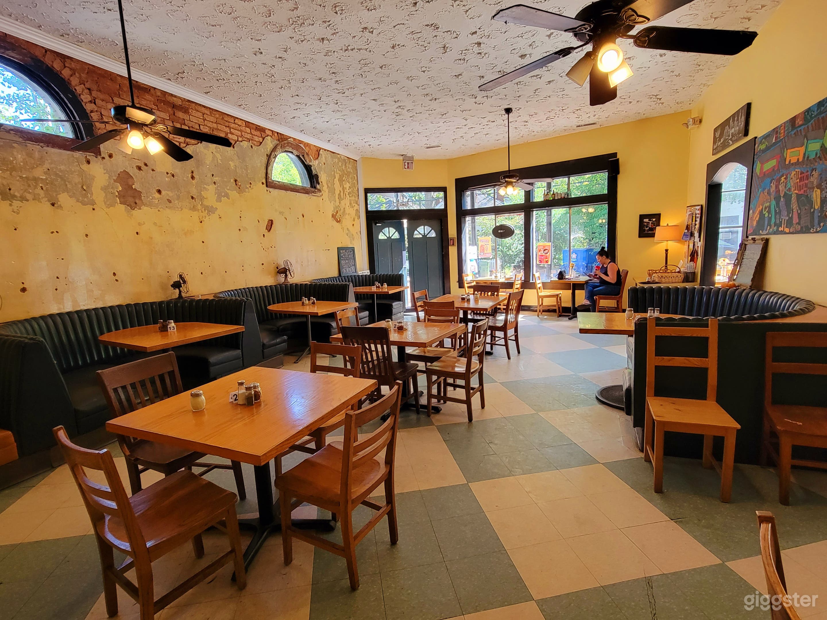 Grant Central Pizza &amp; Pasta (Grant Park) Photo 2