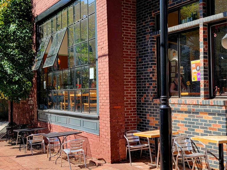  Grant Central Pizza & Pasta (Grant Park) 