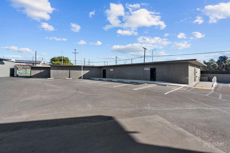  24 Hrs Event Venue perfect for all kinds of events 