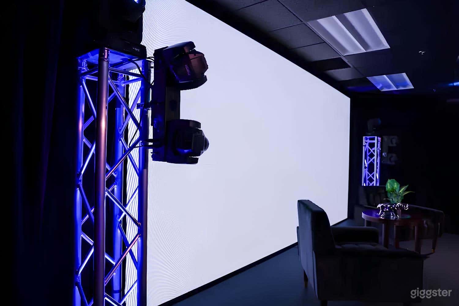 Host. Train. Film. Stream. All-in-One Luxury Space Photo 4